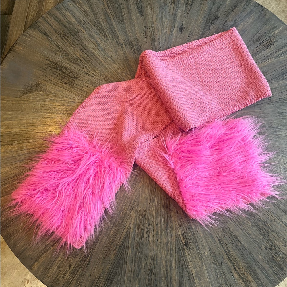 HEURUEH Extra Long 78 inch Winter Pink Knit Scarf with‎ Faux Fur Ends SOFT - Picture 9 of 9